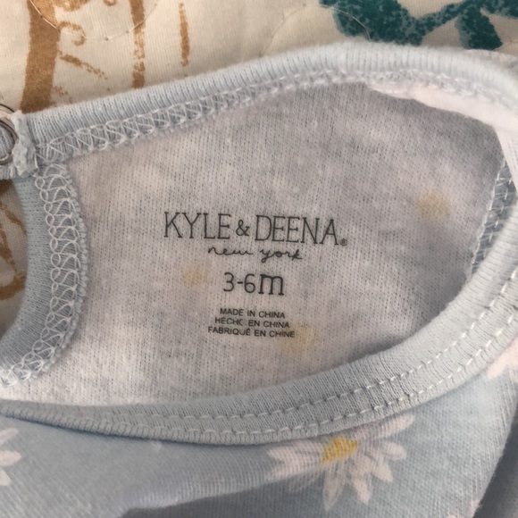 Kyle & Deena daisy tutu romper w matching headband. NWOT. 3-6 months. - Picture 4 of 5